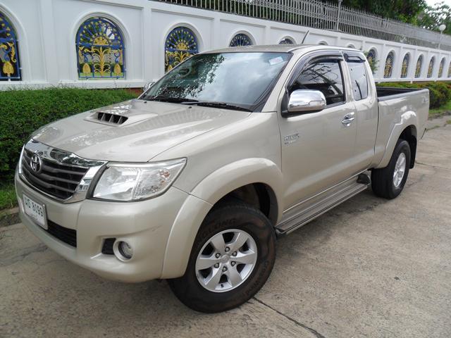 TOYOTA Vigo 2.5E Prerunner 2014