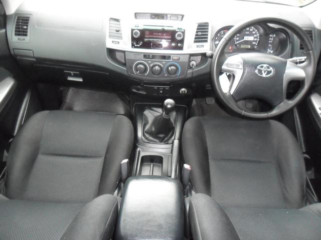 TOYOTA Vigo 2.5E Prerunner 2014