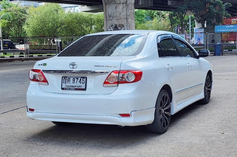TOYOTA Altis 2011