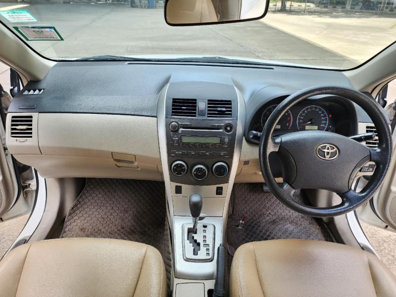 TOYOTA Altis 2011