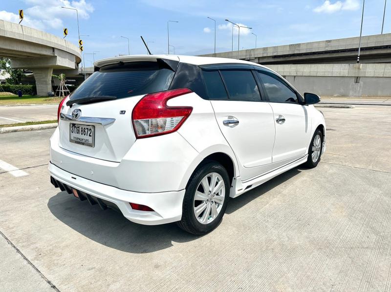 TOYOTA Yaris 1.2G 2015