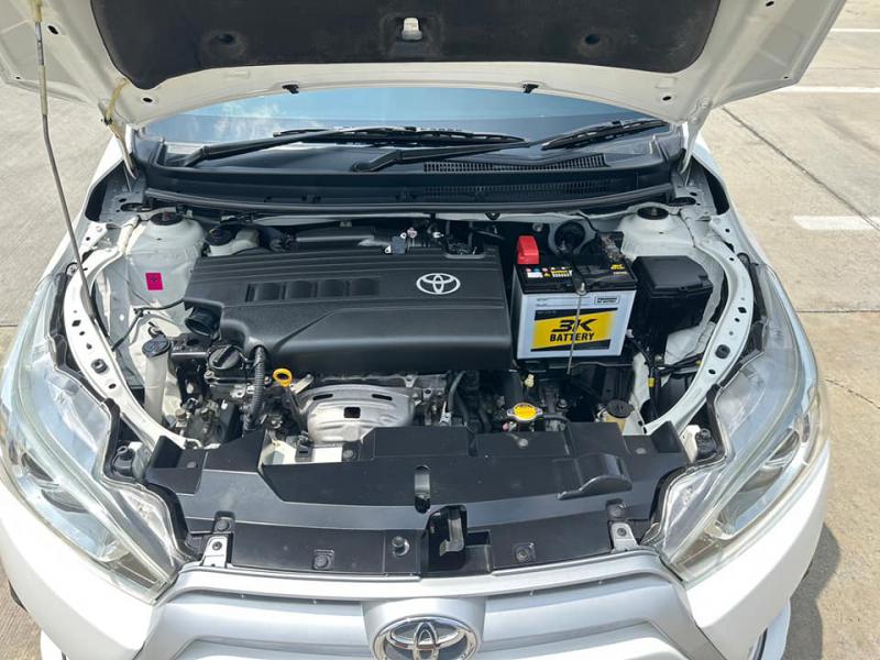 TOYOTA Yaris 1.2G 2015