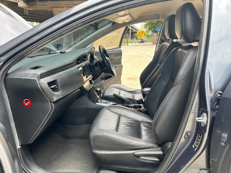TOYOTA ALTIS 2015