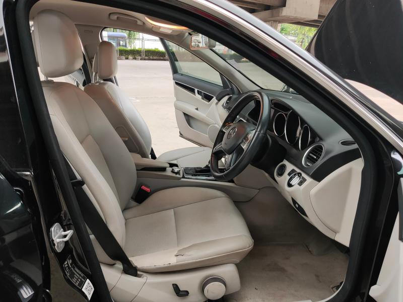 BENZ C200 2013