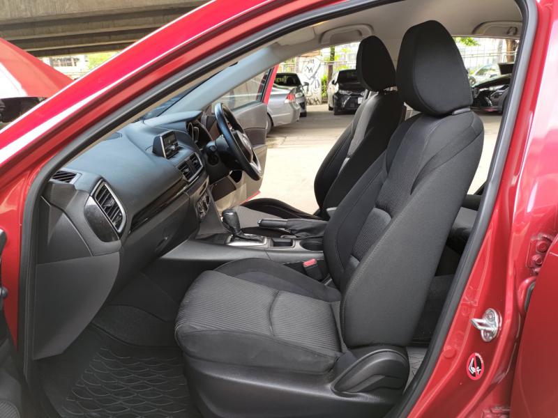 MAZDA 3 2017
