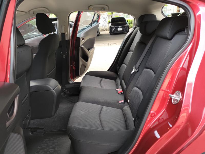 MAZDA 3 2017