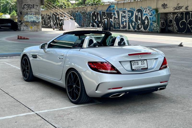 BENZ SLC300 2018