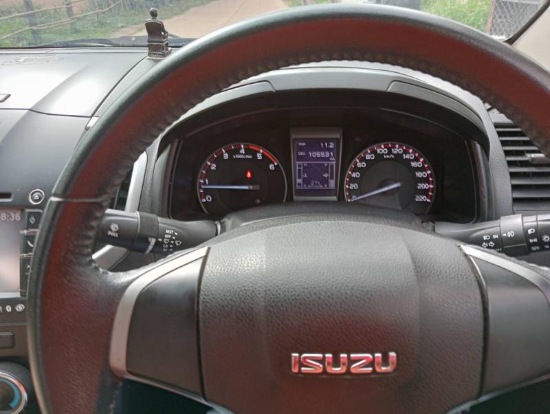 ISUZU 2013 2013