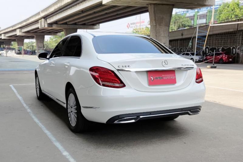 BENZ C300 W205 2015