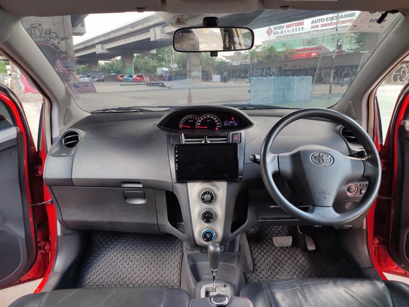 TOYOTA Yaris 2007