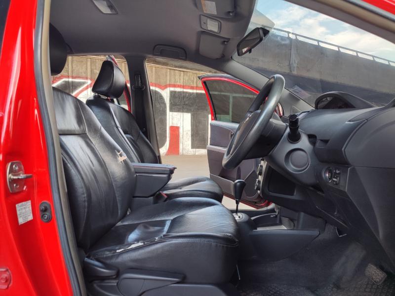 TOYOTA Yaris 2007