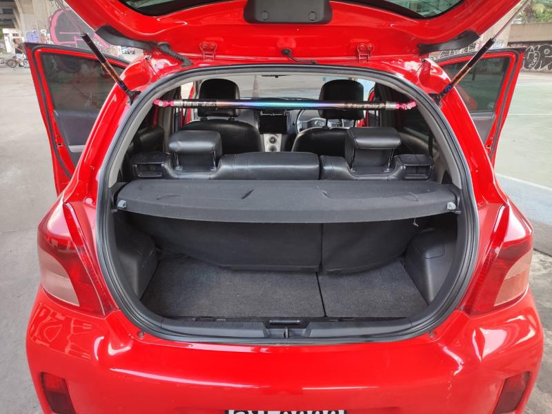 TOYOTA Yaris 2007