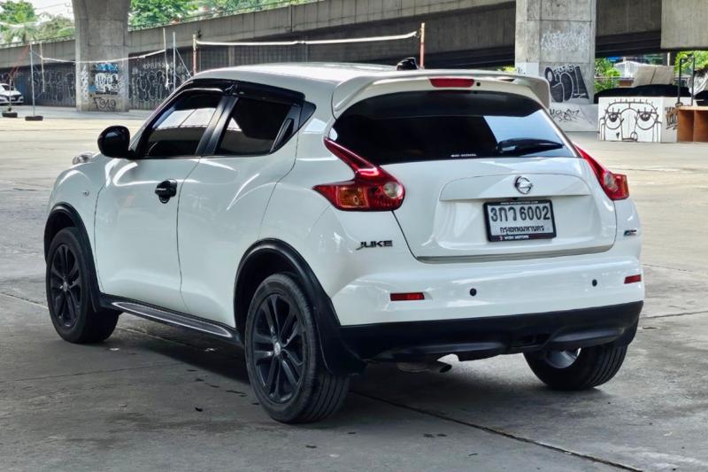 NISSAN JUKE 2015