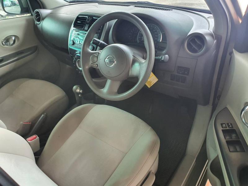 NISSAN March 1.2V 2013