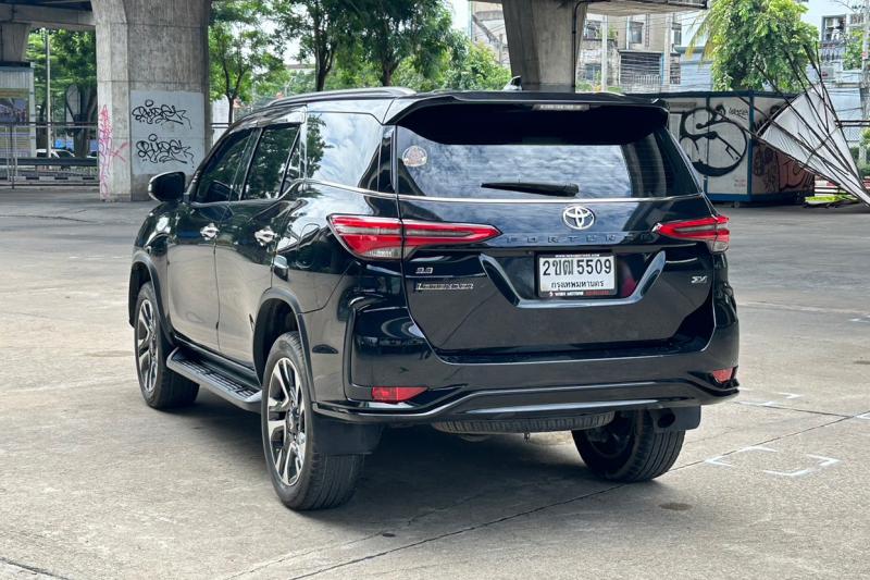 TOYOTA FORTUNER 2021