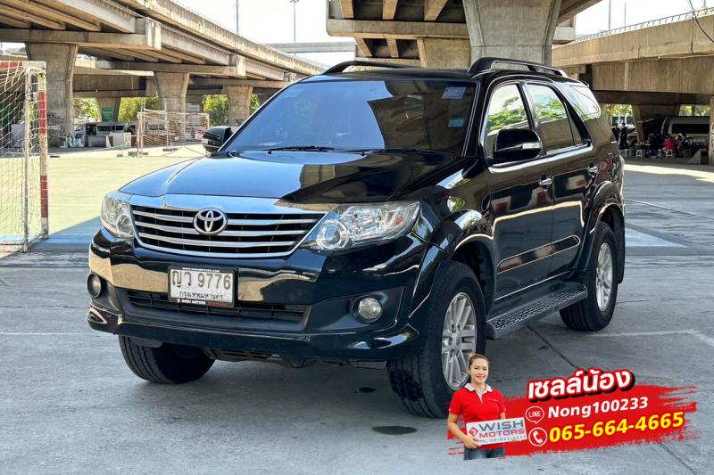 TOYOTA Fortuner 2011
