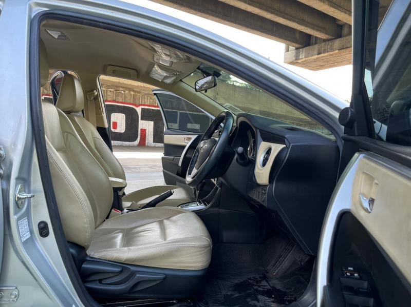 TOYOTA Corolla Altis 2019