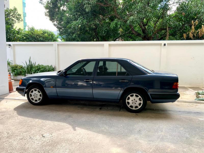 BENZ BENZ 220E 1993