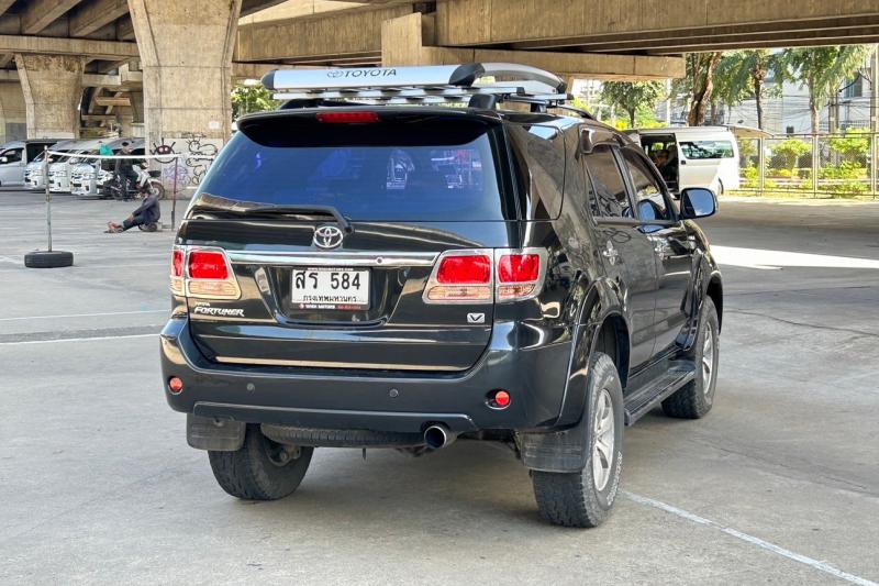 TOYOTA FORTUNER 2006