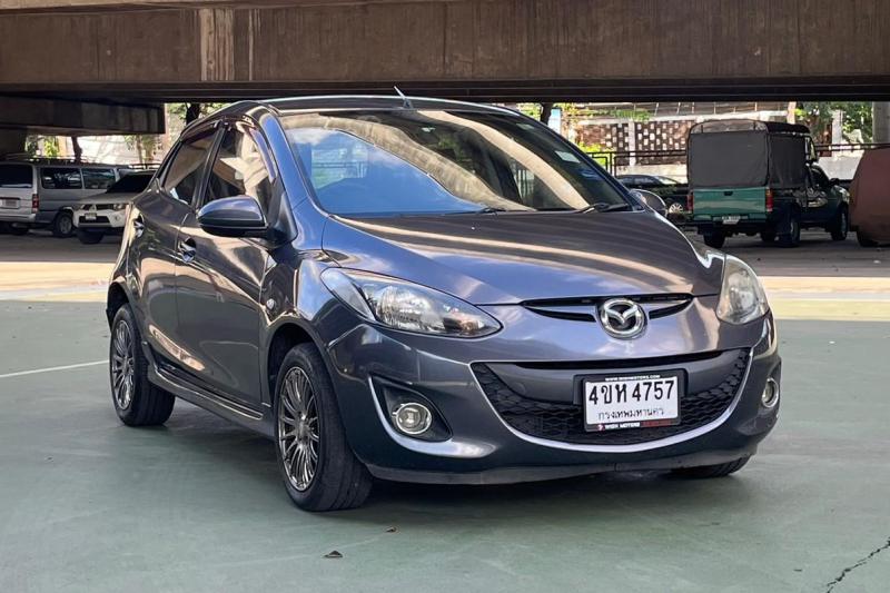 MAZDA 2 2011