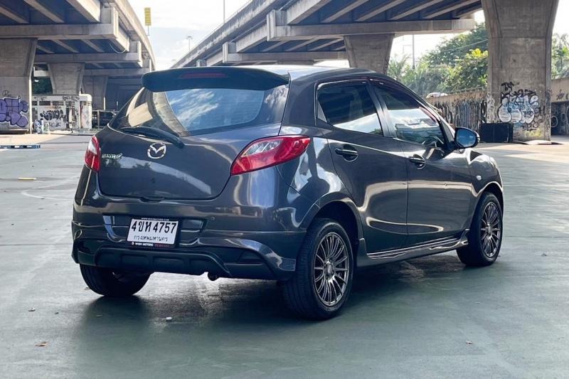 MAZDA 2 2011