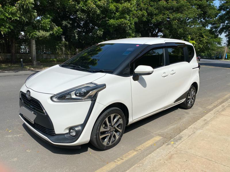 TOYOTA Sienta  2016