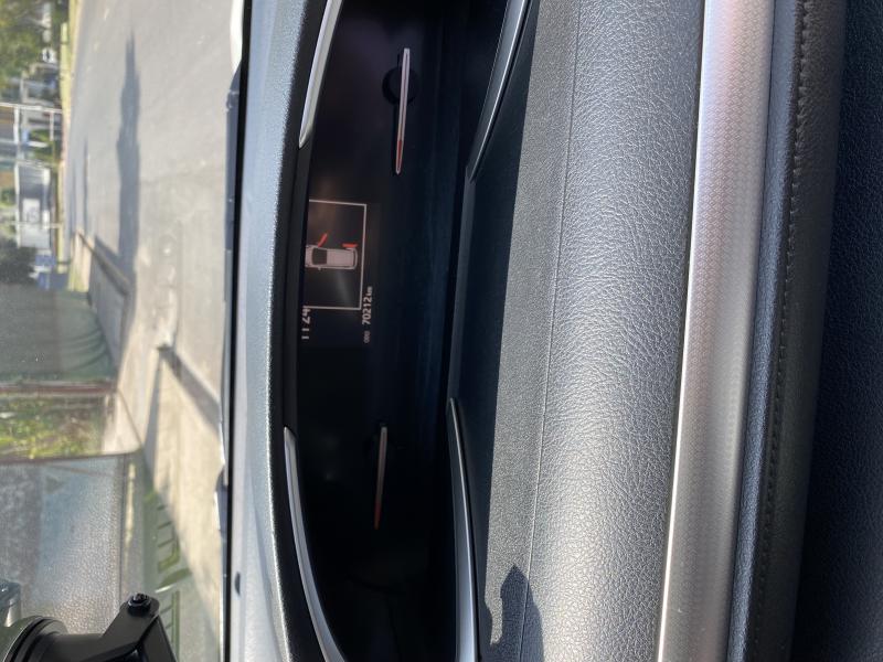 TOYOTA Sienta 2016