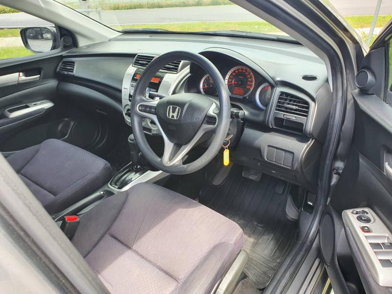 HONDA City 1.5SV 2010