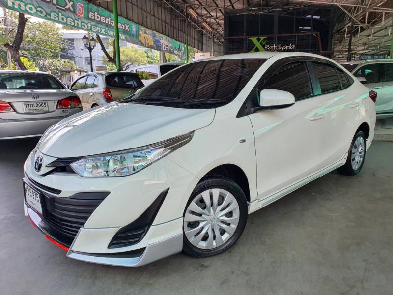 TOYOTA Yaris Ativ รุ่น 1.2 2018