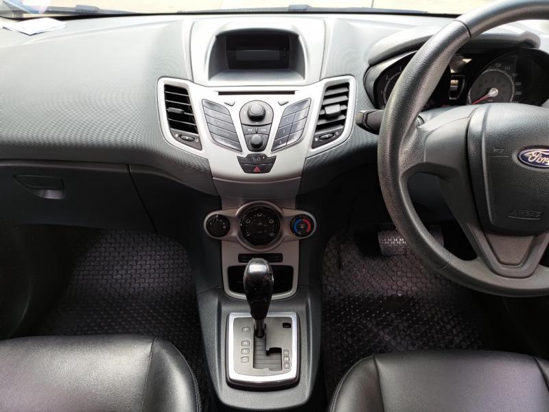 FORD FIESTA 2012