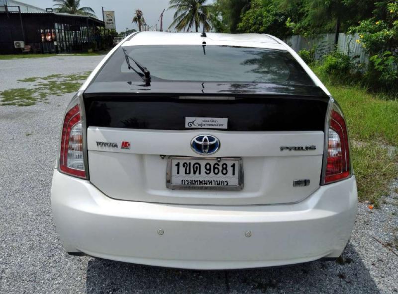 TOYOTA PRIUS 2012