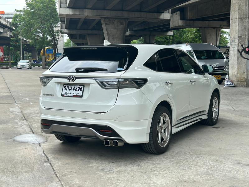 TOYOTA Harrier 2014