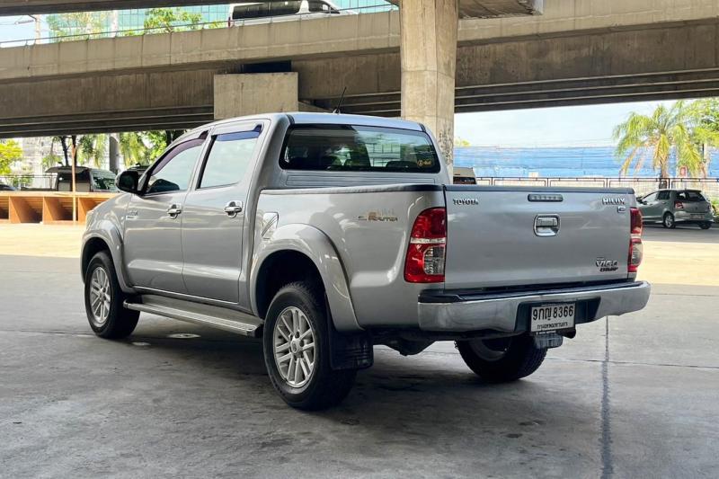 TOYOTA Hilux VIGO Champ 2015