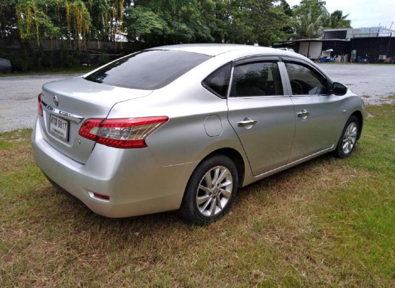 NISSAN SYLPHY 2012