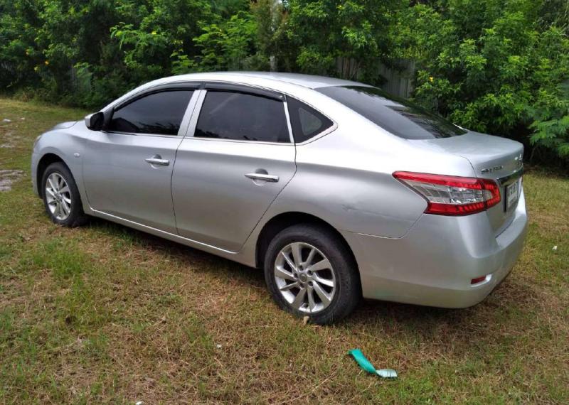 NISSAN SYLPHY 2012