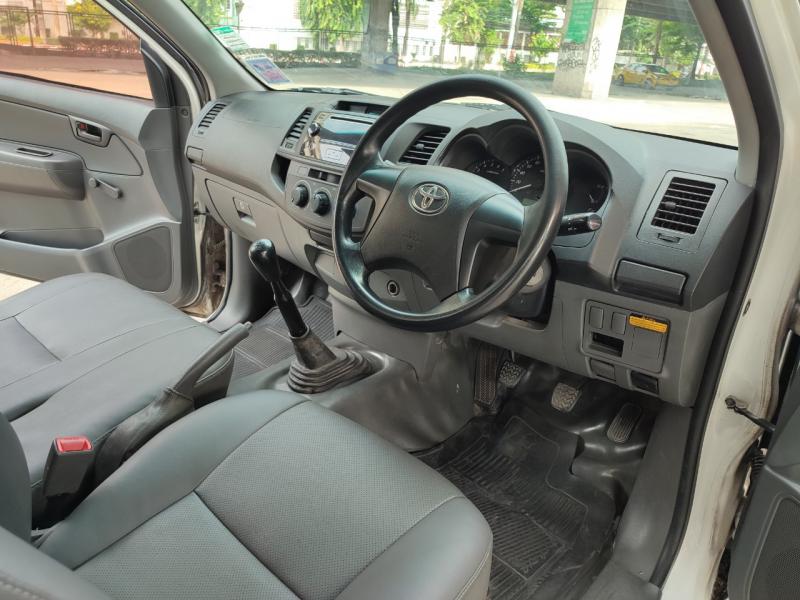 TOYOTA Hilux Vigo 2014
