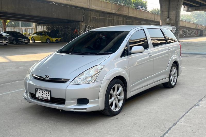 TOYOTA  WISH 2004