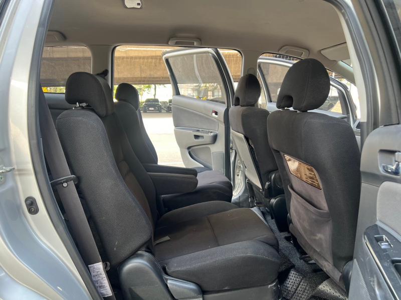 TOYOTA WISH 2004