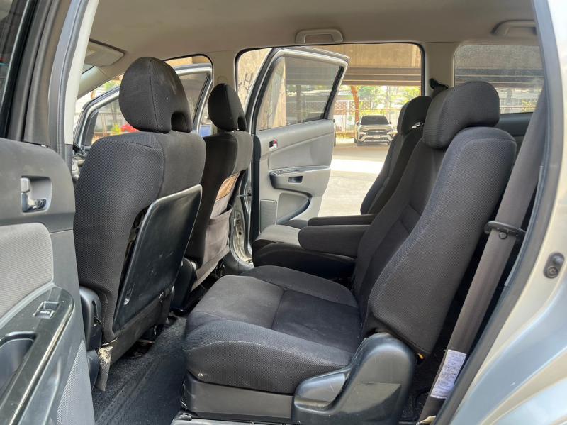 TOYOTA WISH 2004