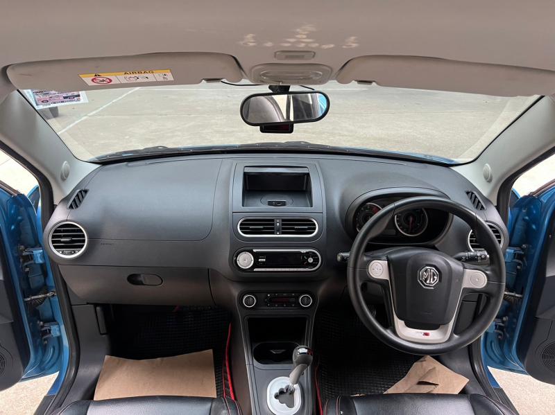 MG 3 2015