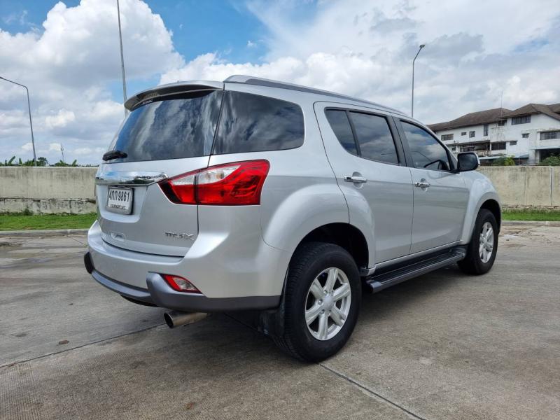 ISUZU Mu X 3.0 4wd Navi 2014