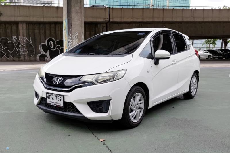 HONDA  JAZZ  2015