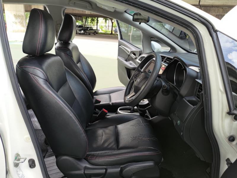 HONDA JAZZ 2015
