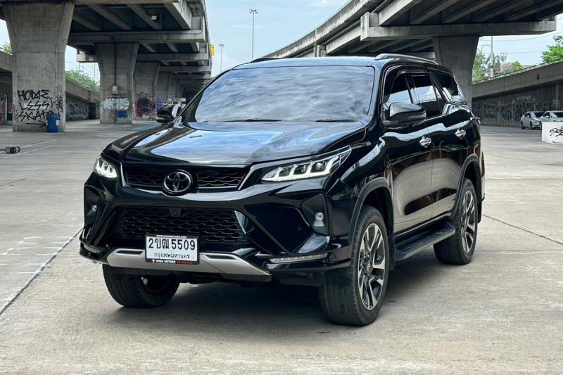 TOYOTA Fortuner 2021