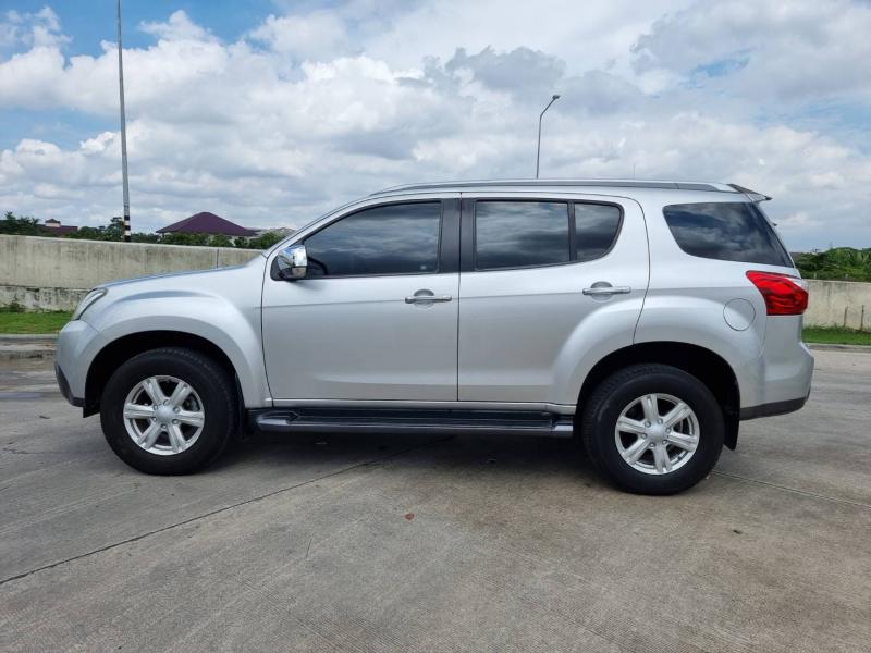 ISUZU Mu X 3.0 4wd Navi 2014