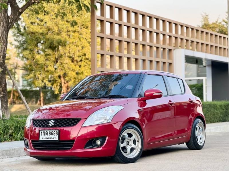 SUZUKI Swift 2012