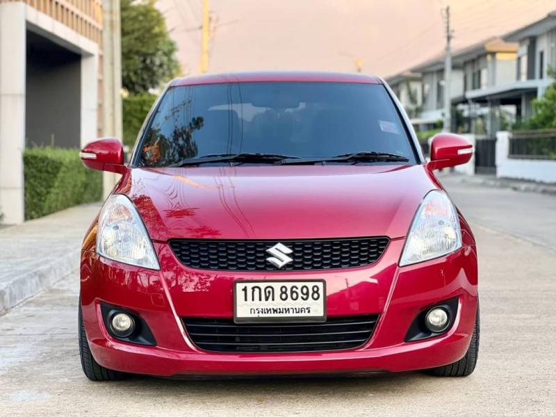 SUZUKI Swift 2012