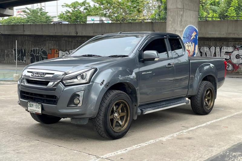 ISUZU D-Max SpaceCab 2018