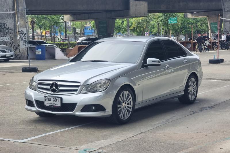 BENZ C200 CGI BE 2013