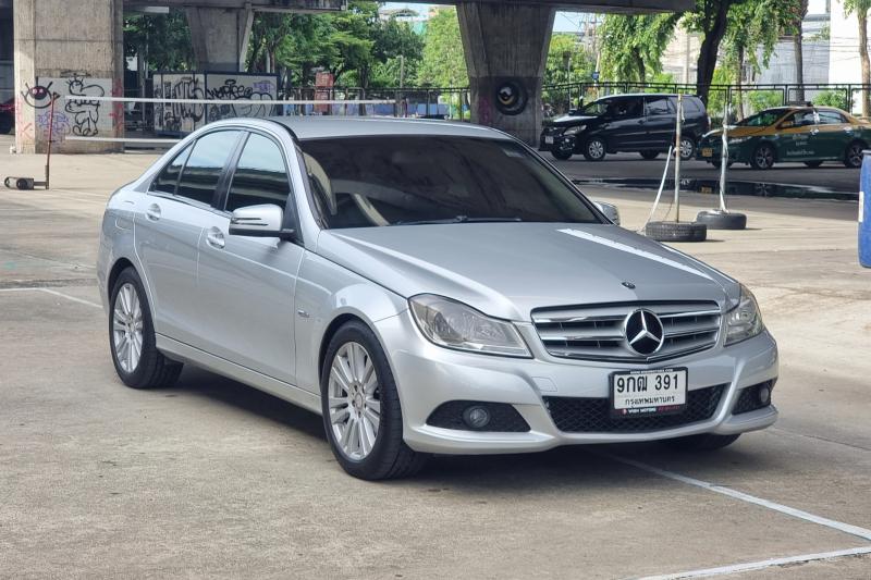 BENZ C200 CGI BE 2013